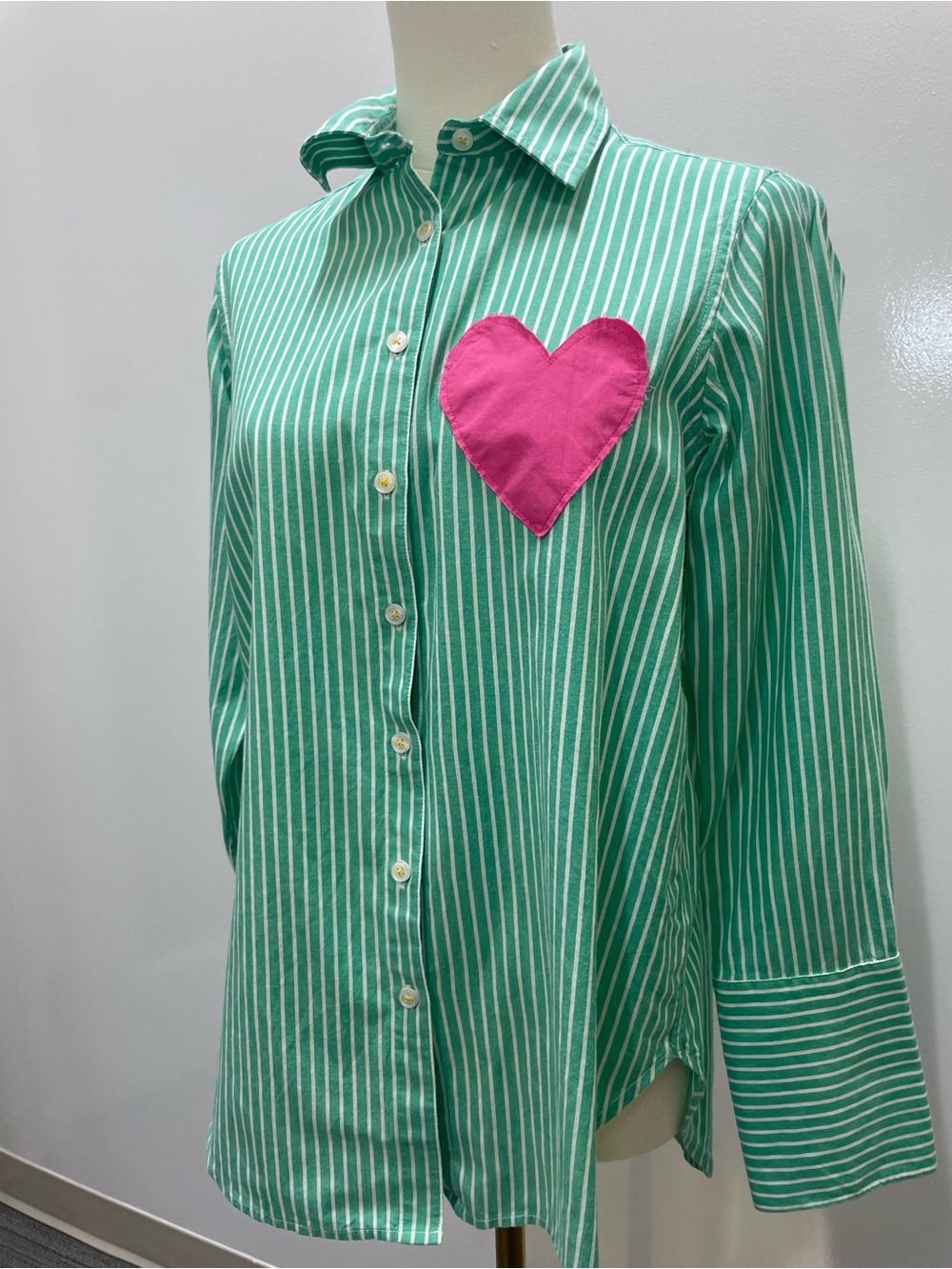 Kerri Rosenthal Green Stripe Heart Button-Down Shirt | XS | Cotton Long Sleeve